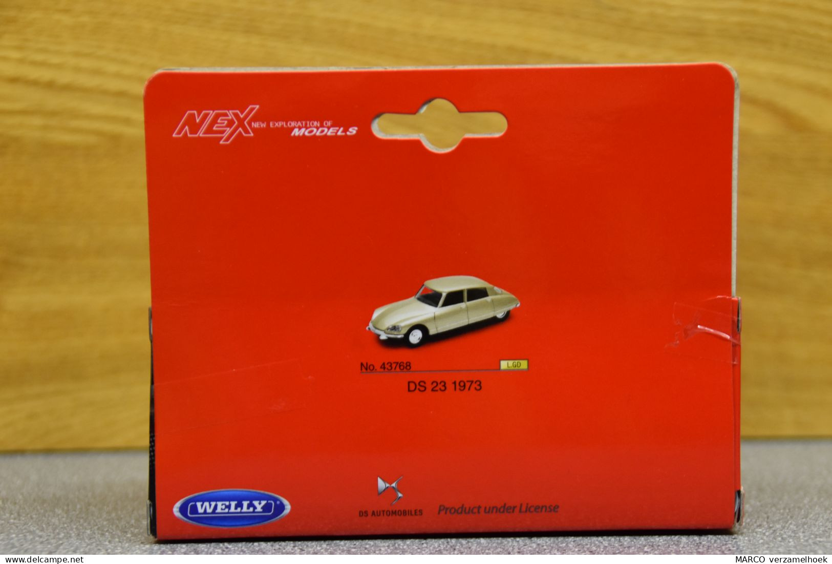 43768 Welly NEX Citroën DS23 1973 Scale 1:43 - Welly