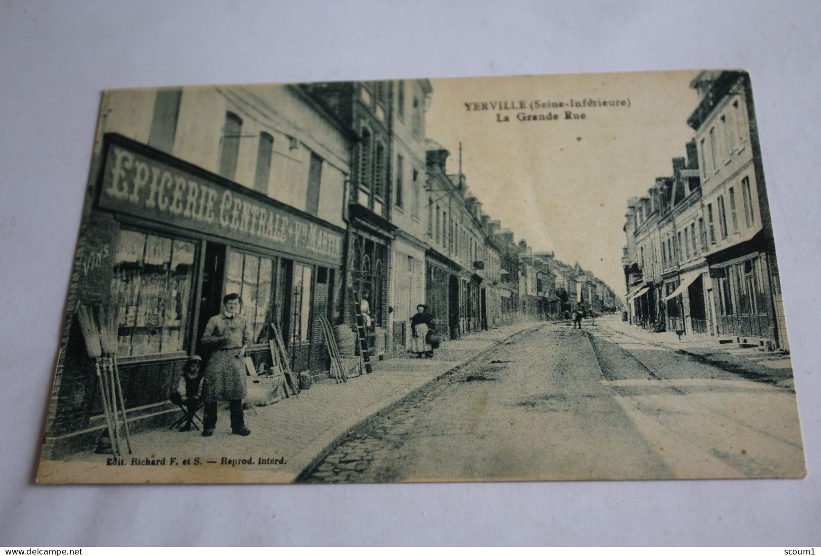 Yerville - La Grande Rue - Yerville