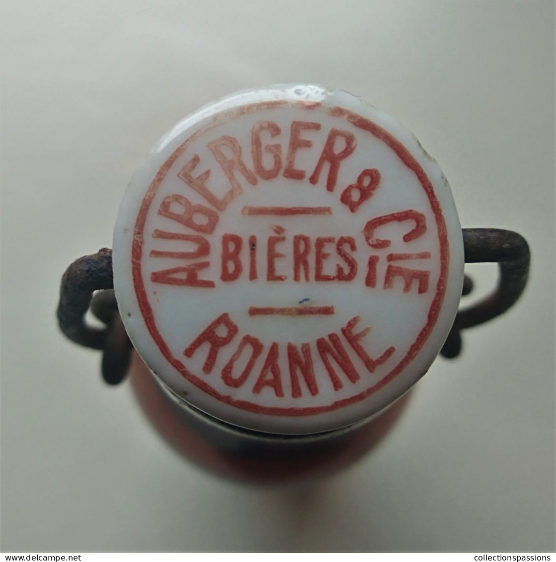 - RARE - Ancienne Bouteille. Etablissement  Auberger & Cie - Roanne  - LOIRE - Bière - - Cerveza