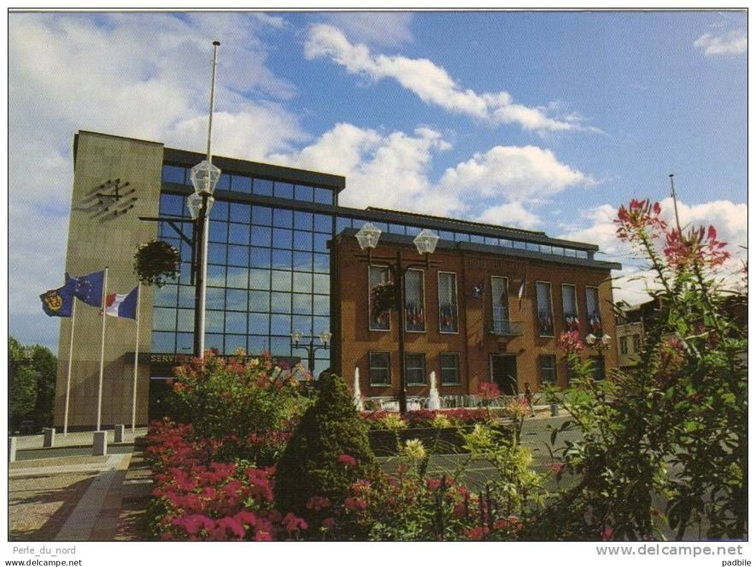 Carte Postale 59 - Wattrelos - Hotel De Ville Trés Beau Plan - Wattrelos