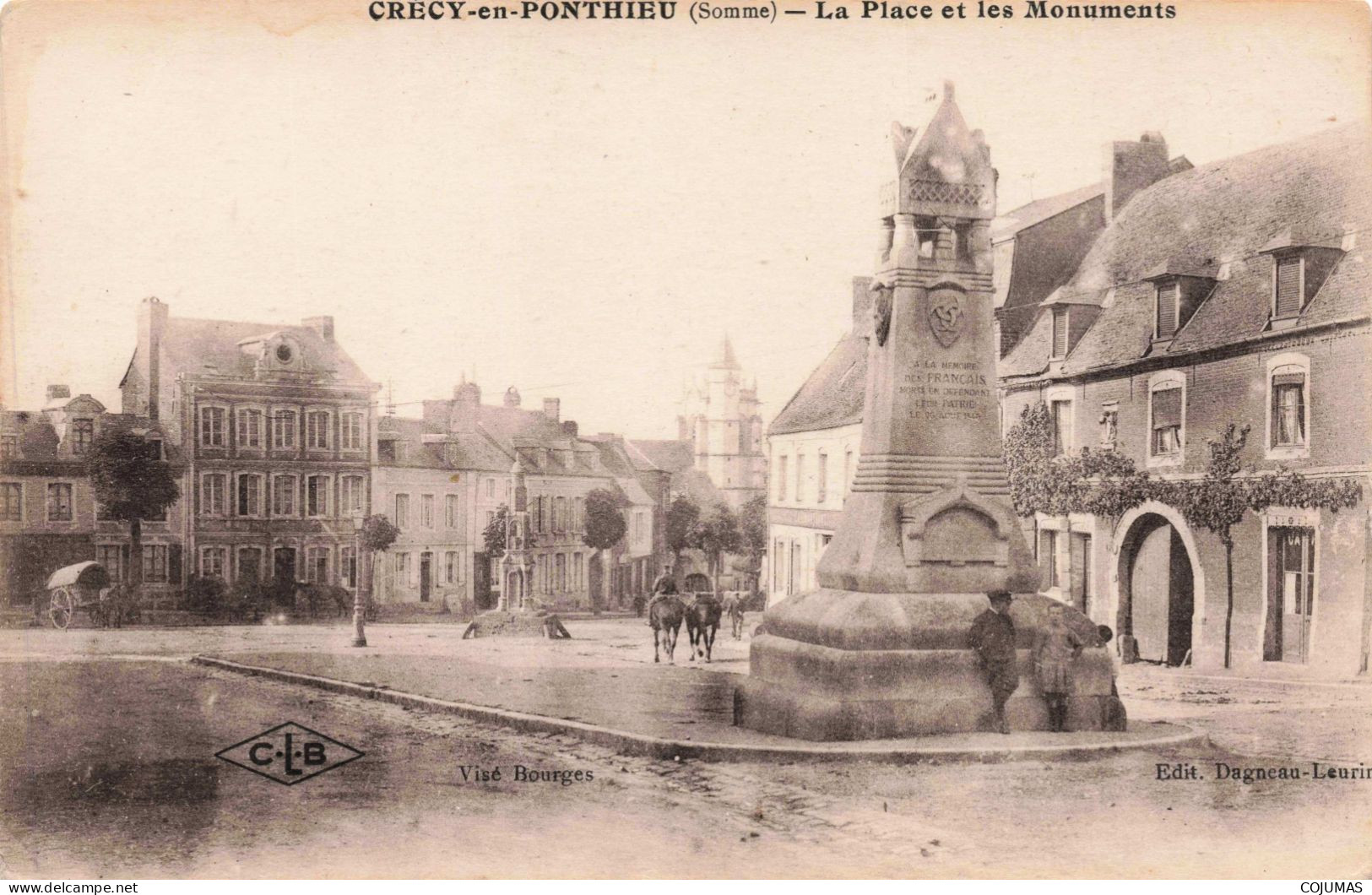 80 - CRECY EN PONTHIEU - S17513 - La Place Et Les Monuments - L23 - Crecy En Ponthieu