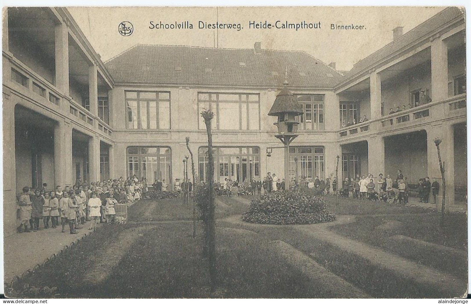 Heide - (Kalmthout) - Schoolvilla Diesterweg - Binnenkoer  - Kalmthout