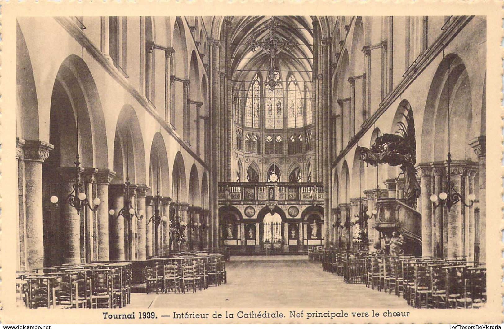 BELGIQUE - Tournai 1939 - Intérieur De La Cathédrale - Nef Principale Vers Le Chœur - Carte Postale Ancienne - Doornik