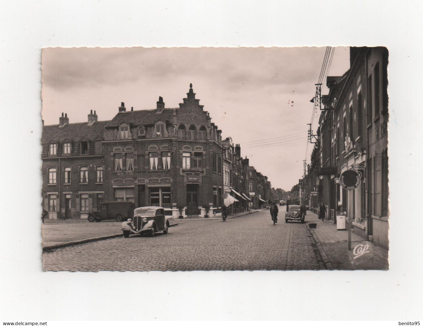 CPSM D'ARMENTIERES - Place Chanzy Et Rue Des Déportés. - Armentieres