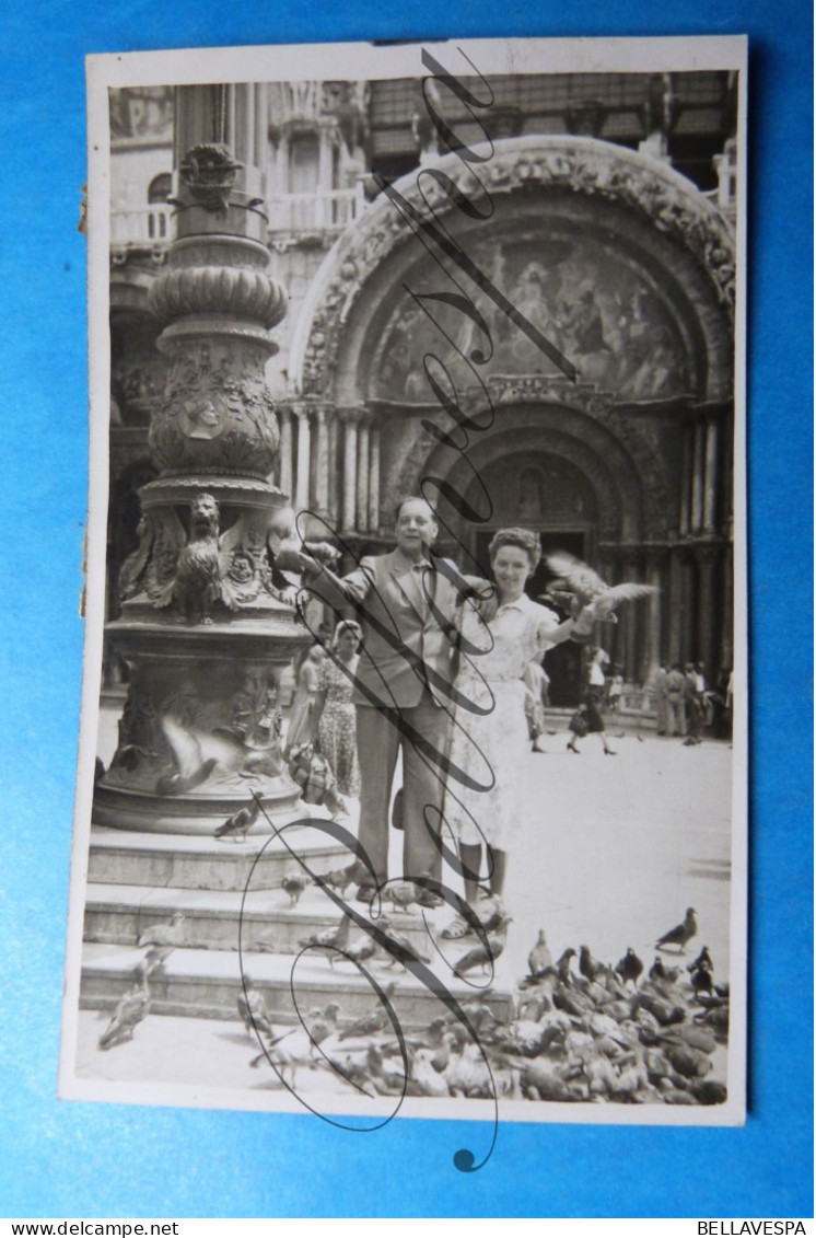Etienne Van Overstreaten & Ria FLIPTS  Huwelijksreis Roeselare  Privaat Opname  Fotokaart Venetie 13/06/1953 - Genealogia