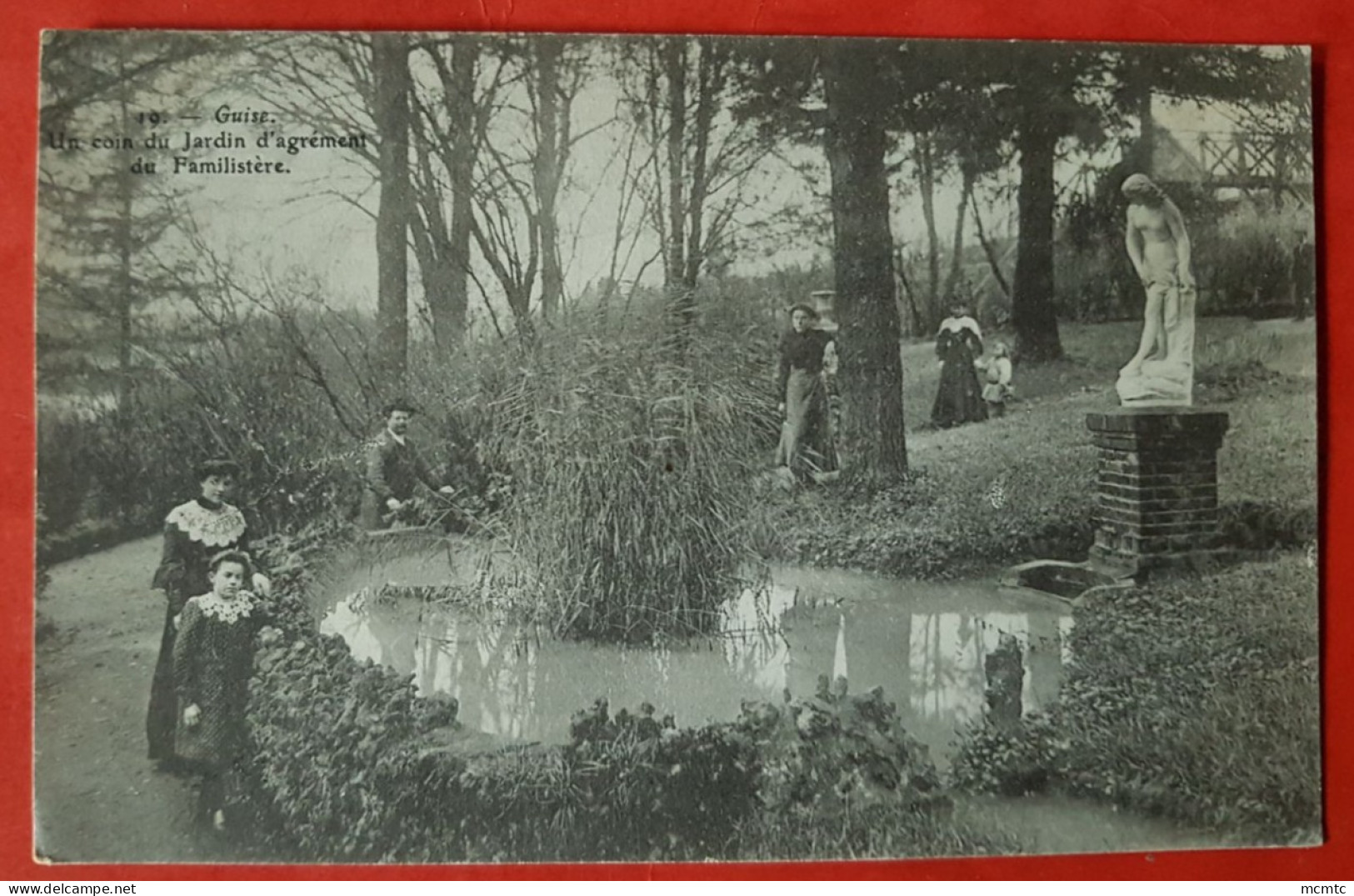 CPA Rétrécit  - Guise - Un Coin Du Jardin D'Agrément Du Familistère - Guise