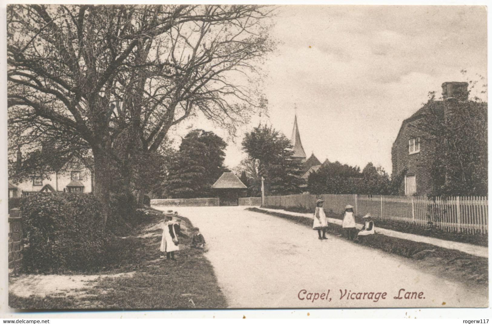 Capel, Vicarage Lane - Surrey