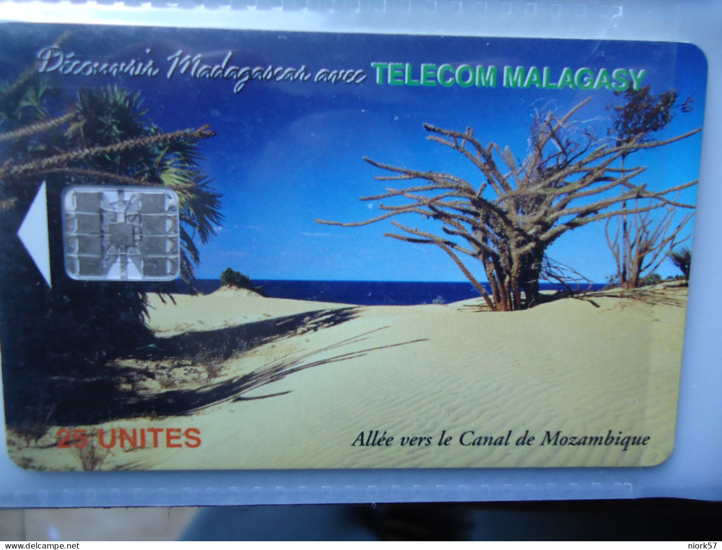 MALAGASY  MADAGASCAR USED CARD LANDSCAPES PLANTS - Madagascar