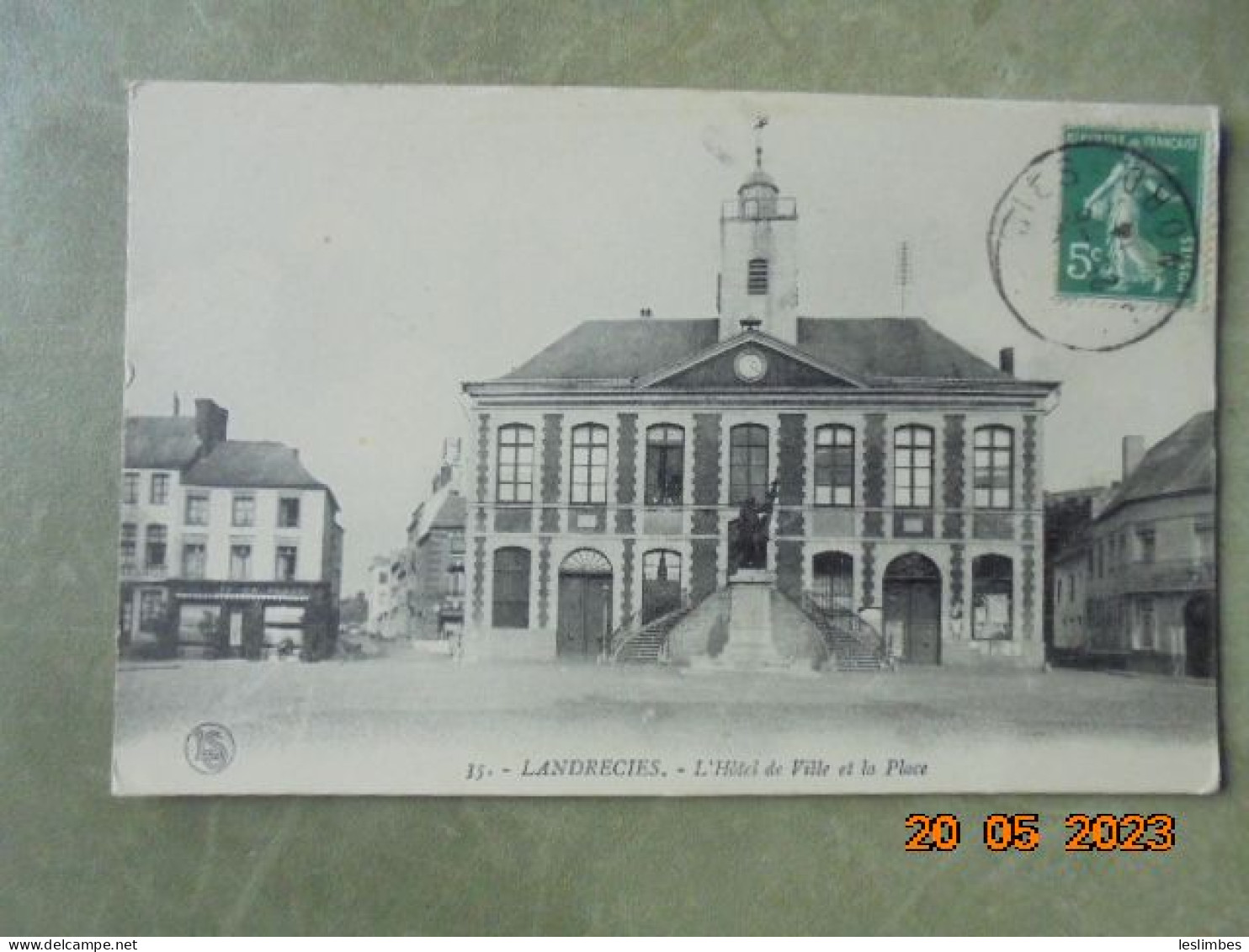 Landrecies. L'Hotel De Ville Et La Place. LS 35 PM 1914 - Landrecies