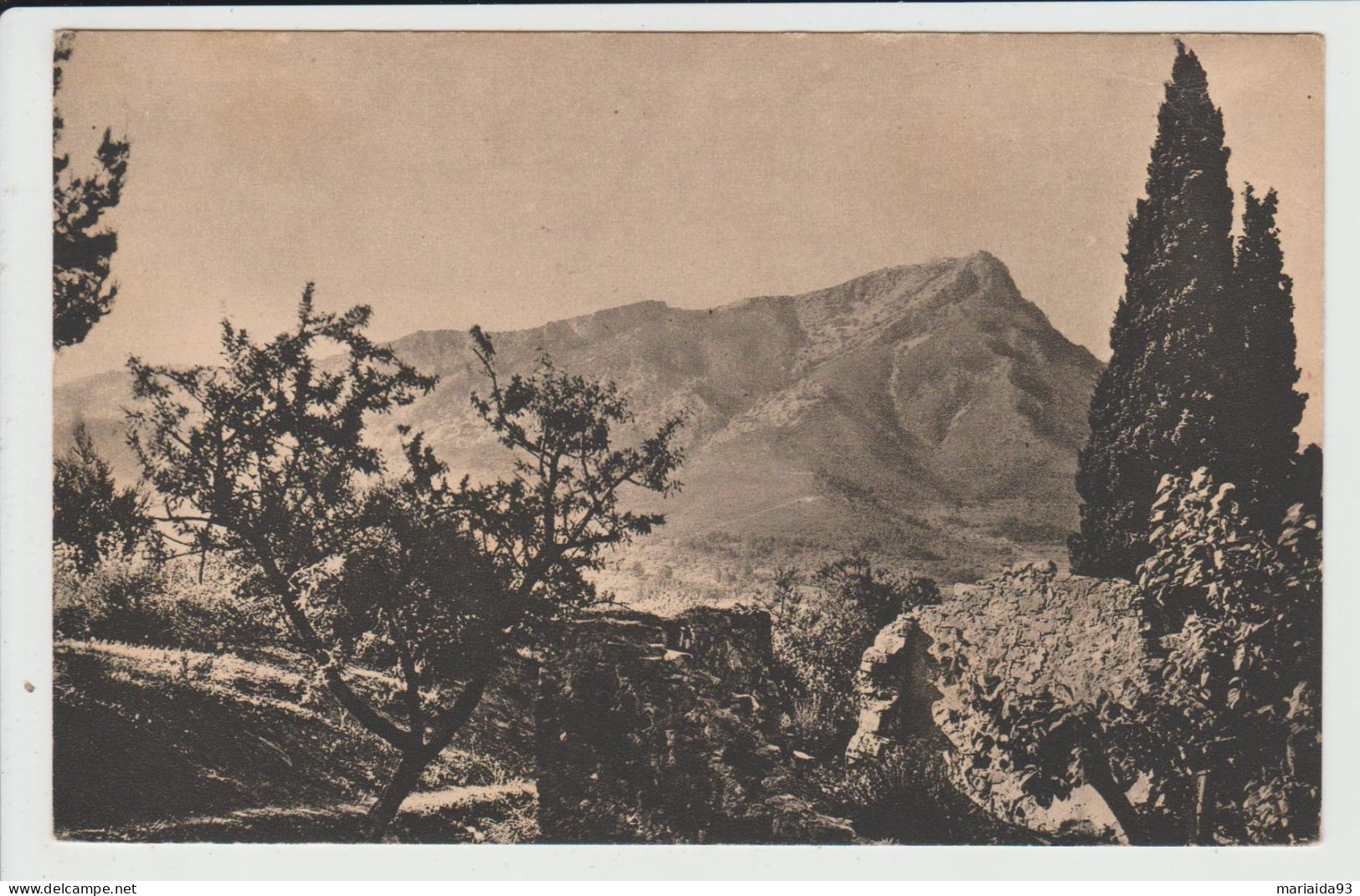 LA GARDE - VAR - LA MONTAGNE TOULONNAISE - VUE SUR LE COUDON - La Garde