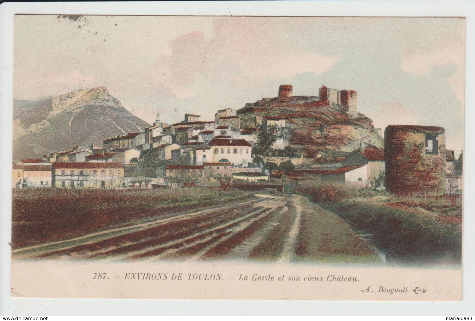 LA GARDE - VAR - LA GARDE ET SON VIEUX CHATEAU - La Garde