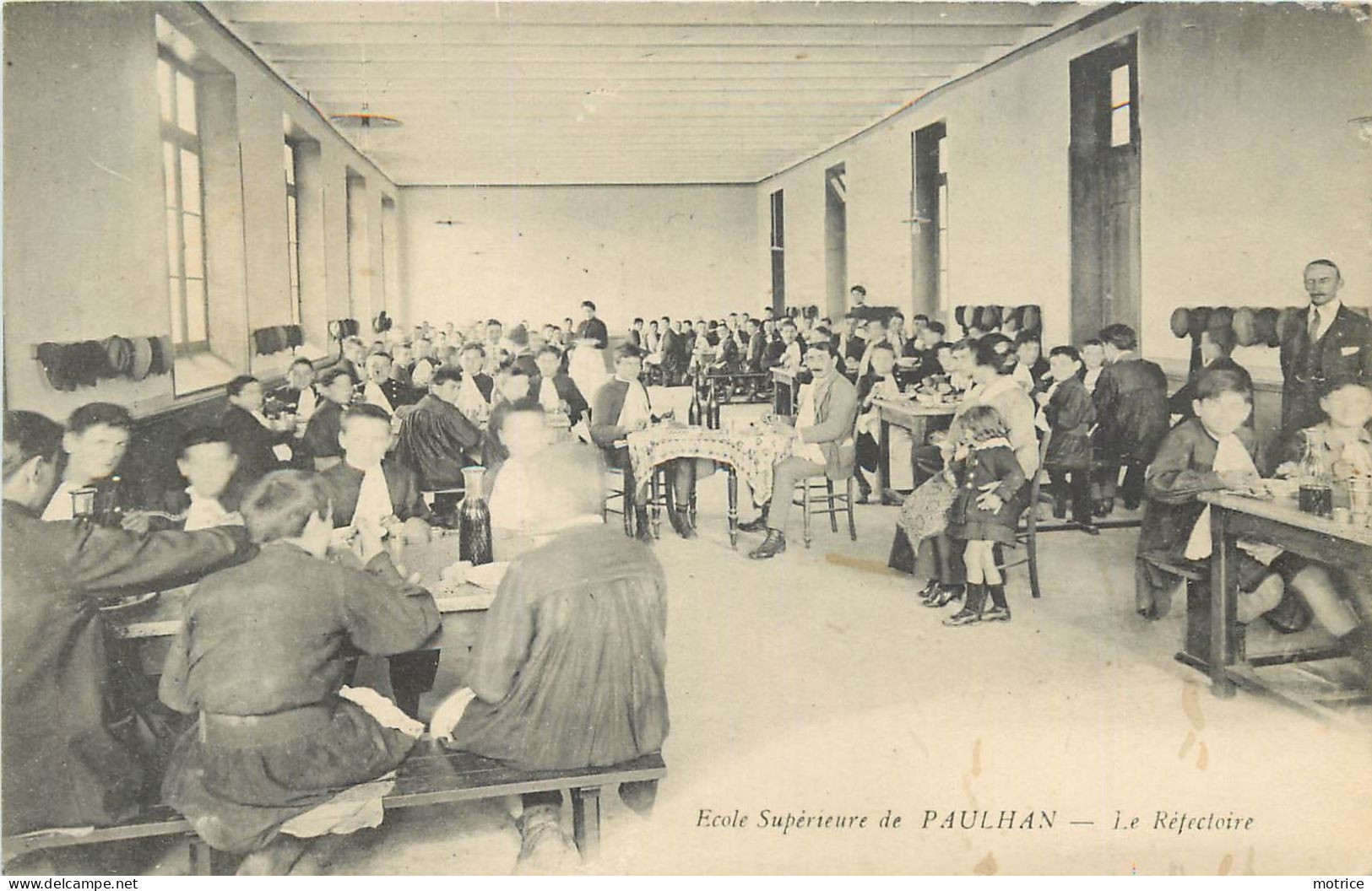 PAULHAN - école Supérieure, Le Réfectoire. - Paulhan