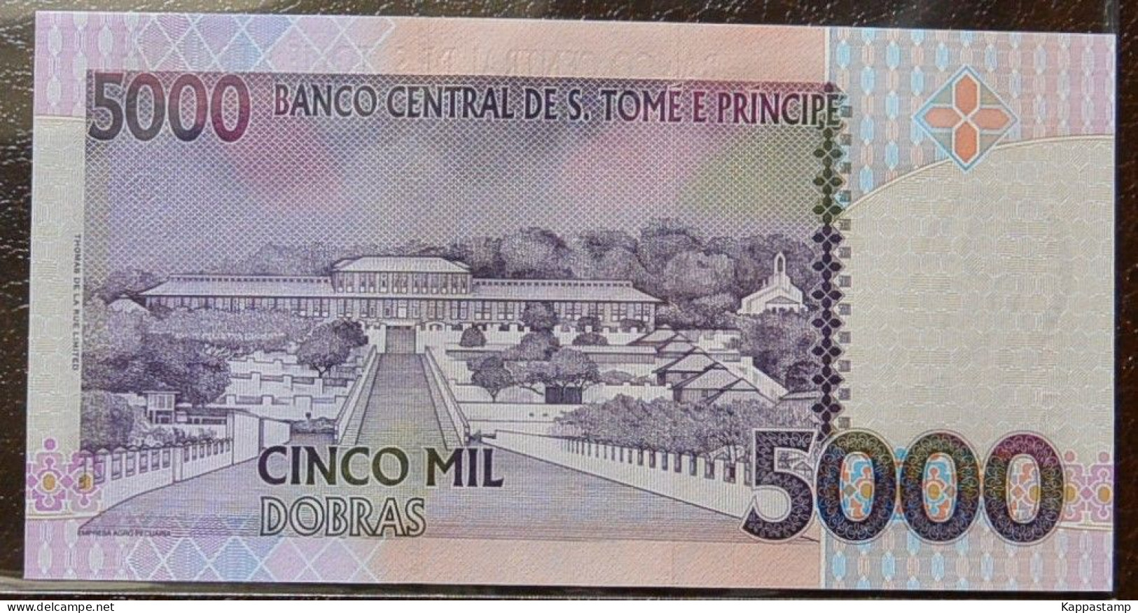 St. Thomas And Prince / Sao Tome 5000 Dobras, Prefix AA, 2013, P-65d, UNC- (B/1-10 - San Tomé E Principe