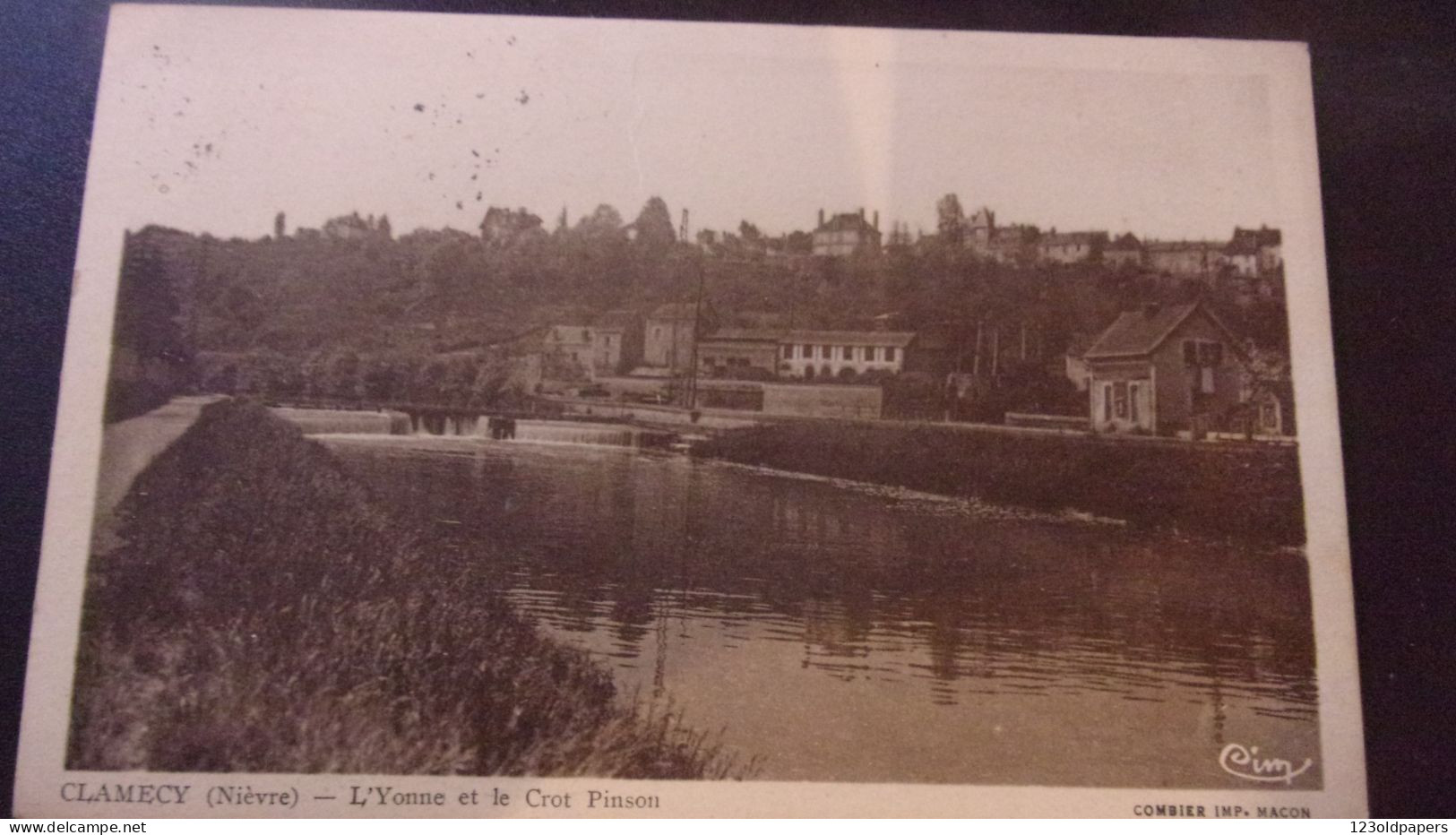 58 CLAMECY L YONNE ET LE CROT PINSON VOYAGEE 1942 - Clamecy