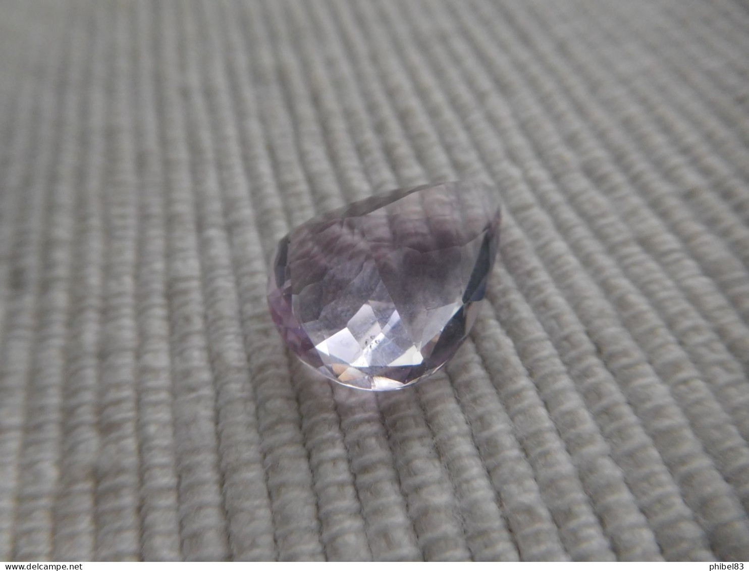 Grosse Amethyste Naturelle De Couleur Mauve, Taille Poire 8.73 Carats. CL18 - Amethyst