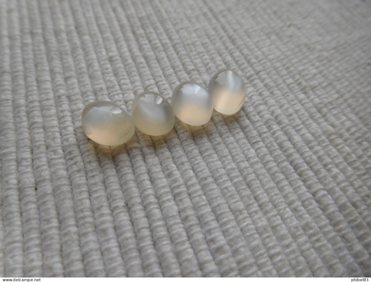 Lot De 4 Cabochons De Pierre De Lune, Taille Ovale 8.20 Carats. CL20 - Moonstone