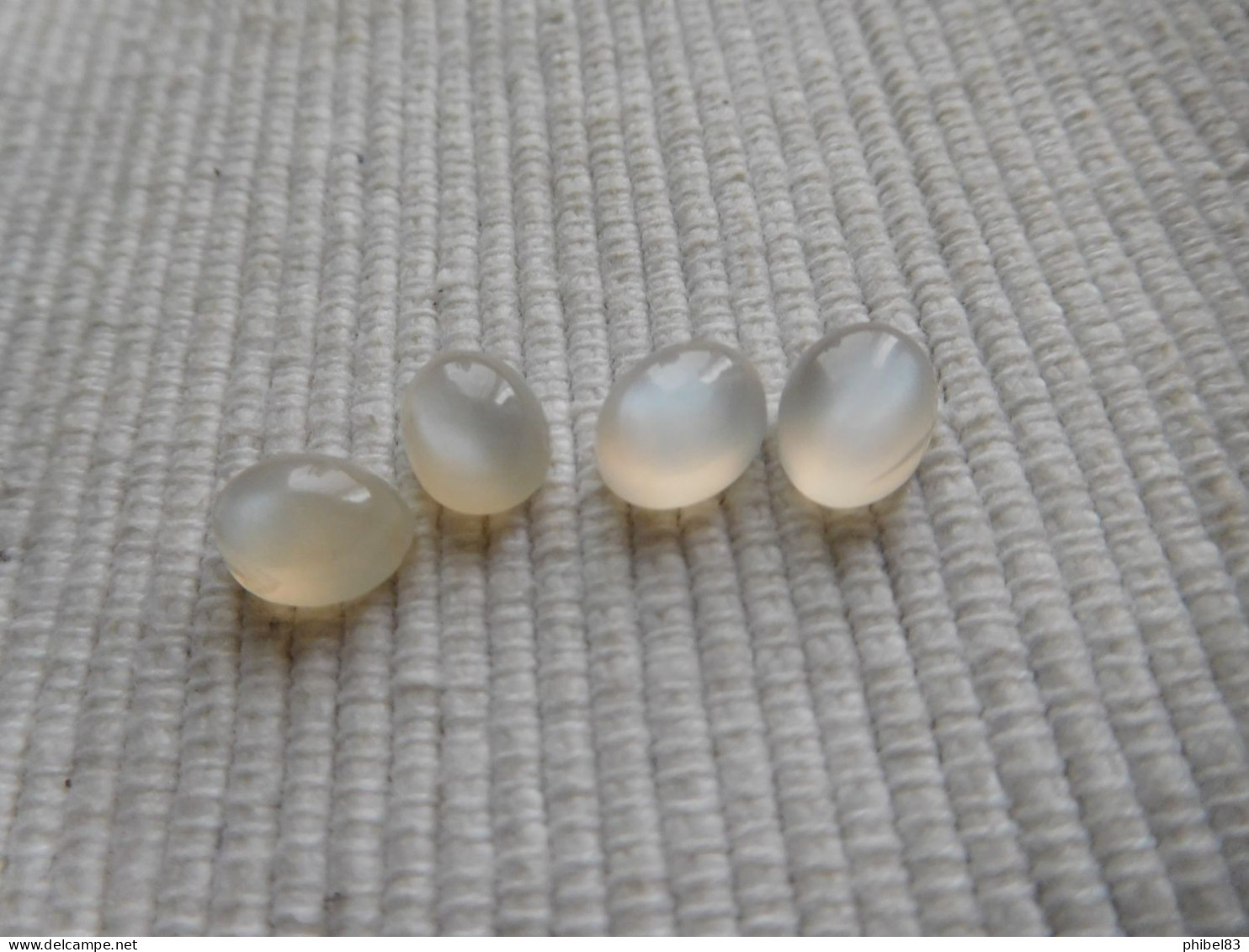 Lot De 4 Cabochons De Pierre De Lune, Taille Ovale 8.20 Carats. CL20 - Moonstone