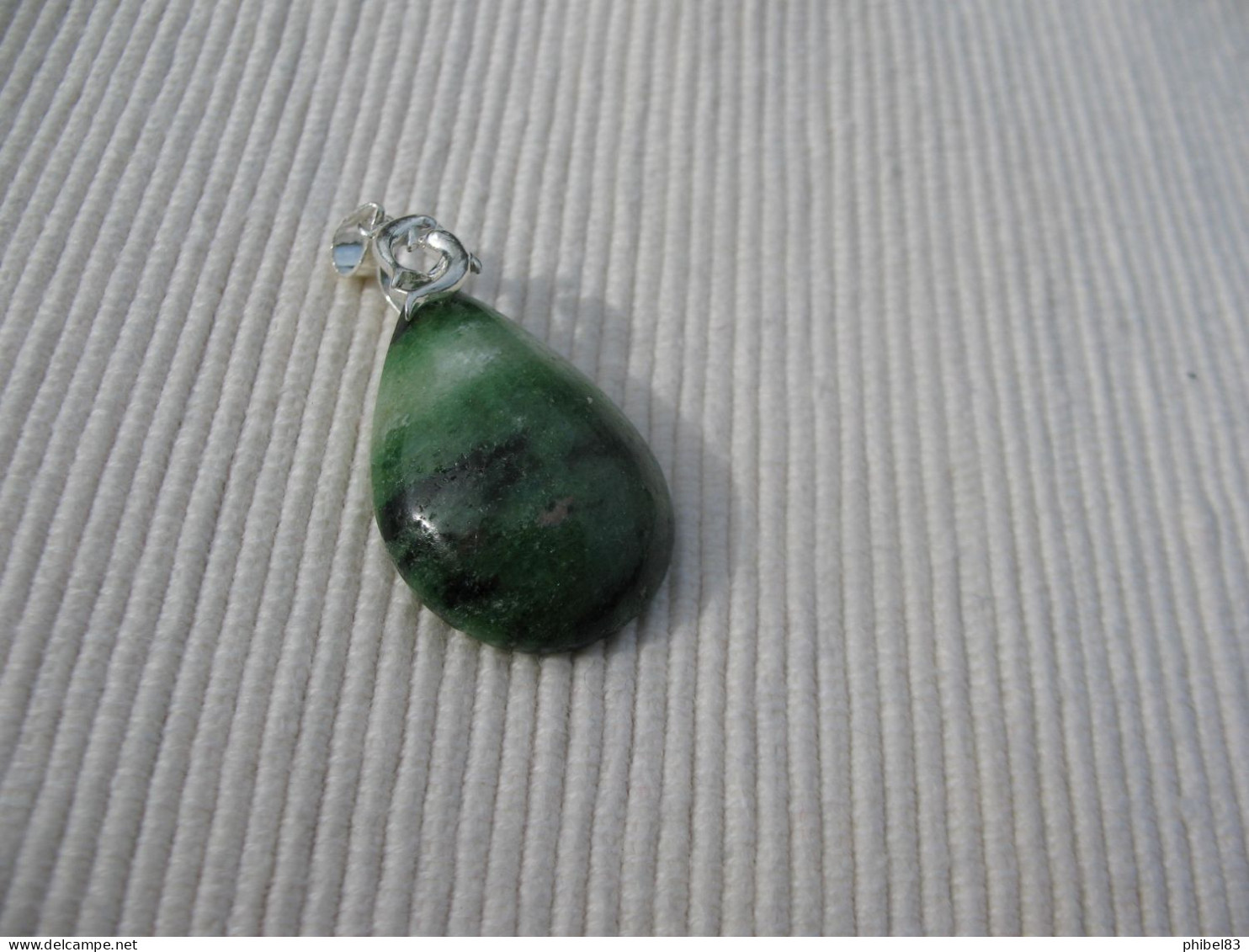 Pendentif En Argent Massif 925, Et Cabochon De Zoisite Naturelle Verte  B856 - Anhänger