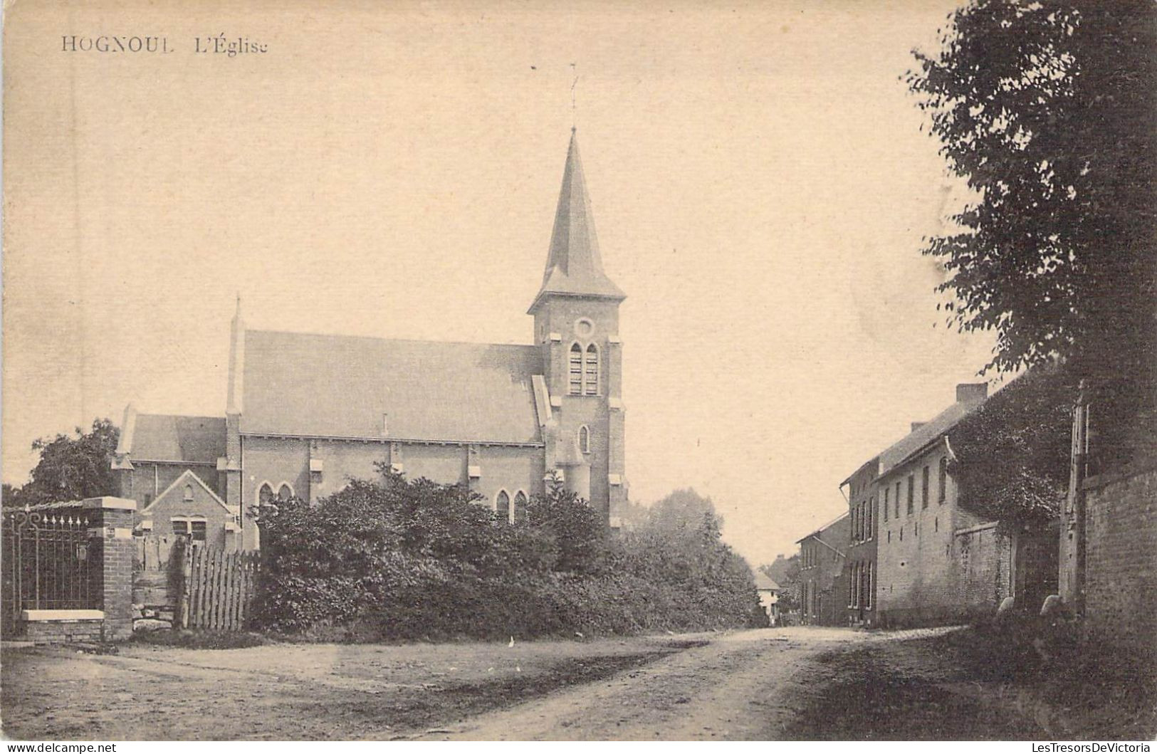 BELGIQUE - HOGNOUL - L'église - Edit Henri Kaquet - Carte Postale Ancienne - Sonstige & Ohne Zuordnung