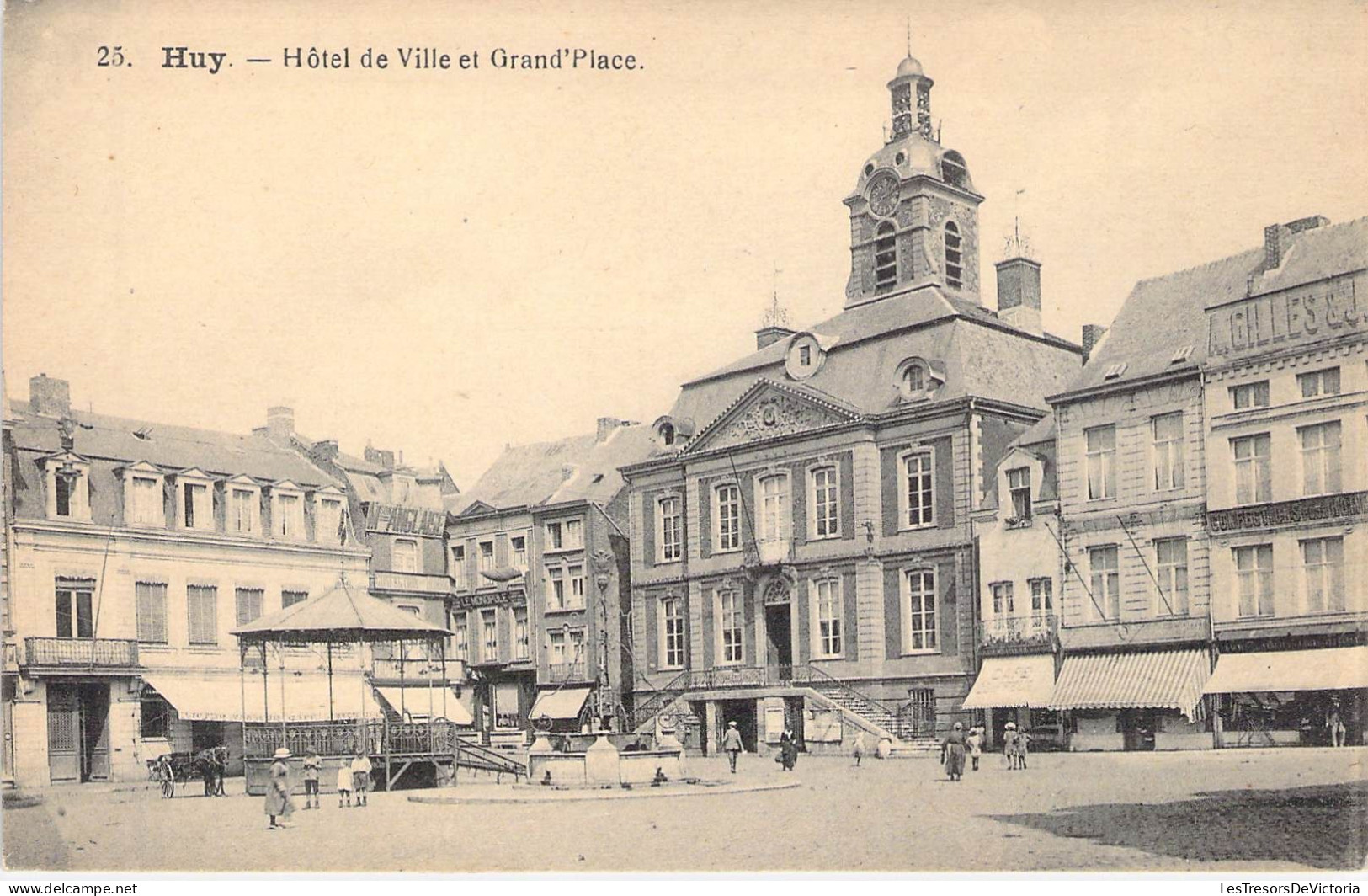 BELGIQUE - HUY - Hôtel De Ville Et Grand'Place - Carte Postale Ancienne - Huy