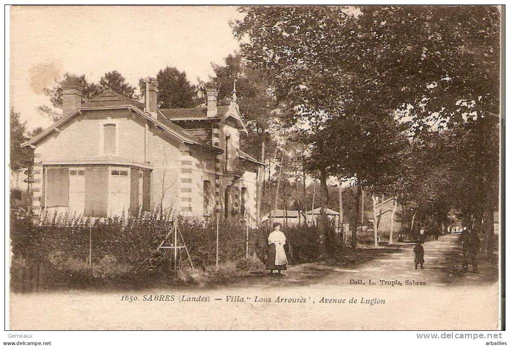 Sabres. Villa " Lous Arrouzes".  Avenue De Luglon. - Sabres