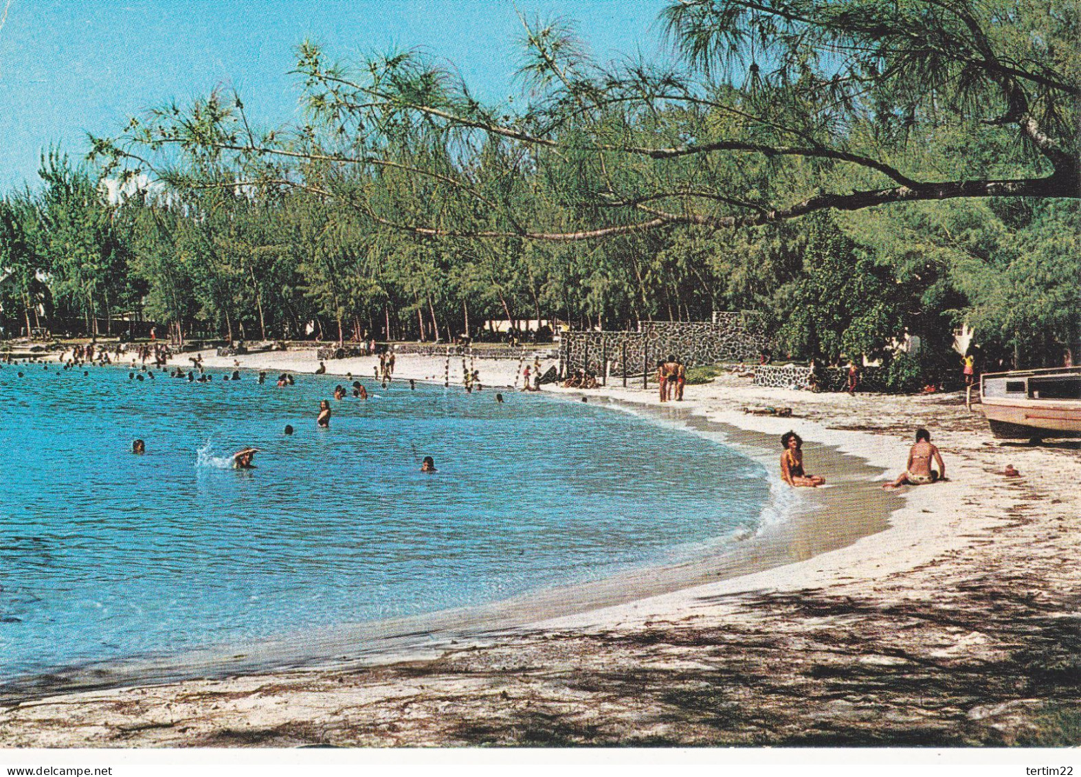 ILE MAURICE . PEREYBERE . UNE PLAGE DE SABLE FIN ET BLOND - Maurice