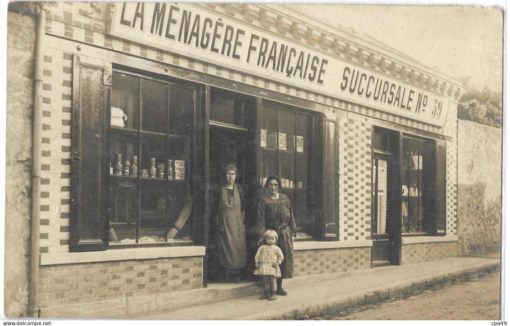 CARTE   PHOTO  LA  MENAGERE  FRANCAISE   SUCCURSALE N° 59   A LOCALISER - Otros & Sin Clasificación