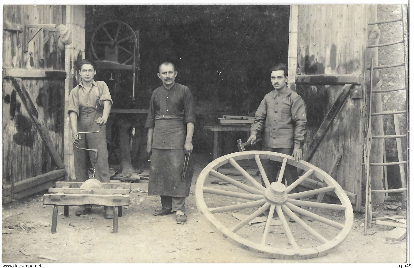 CARTE  PHOTO  ATELIER  MARECHAL - FERRANT    A  LOCALISER - Ohne Zuordnung