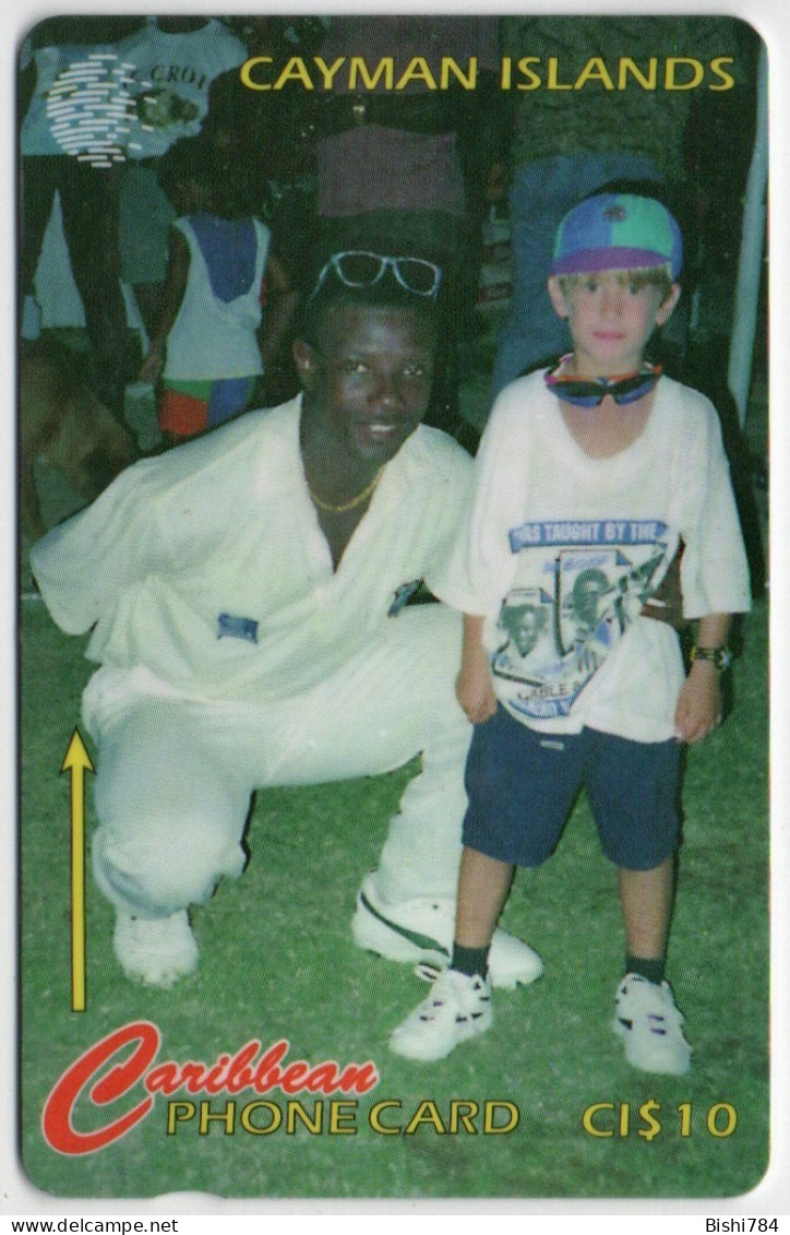 Cayman Islands - Young Fan With Richie Richardson - 57CCIC (with Ø) - Kaimaninseln (Cayman I.)