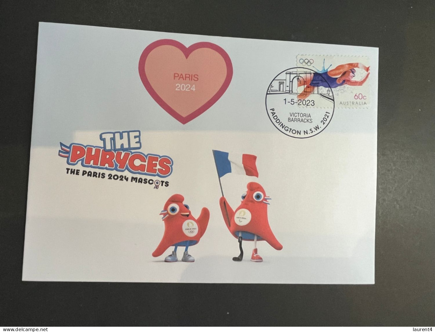 (1 R 38) 2024 - Paris Olympics Games - Love Paris 2024 (The Phryges Mascots) - Zomer 2024: Parijs