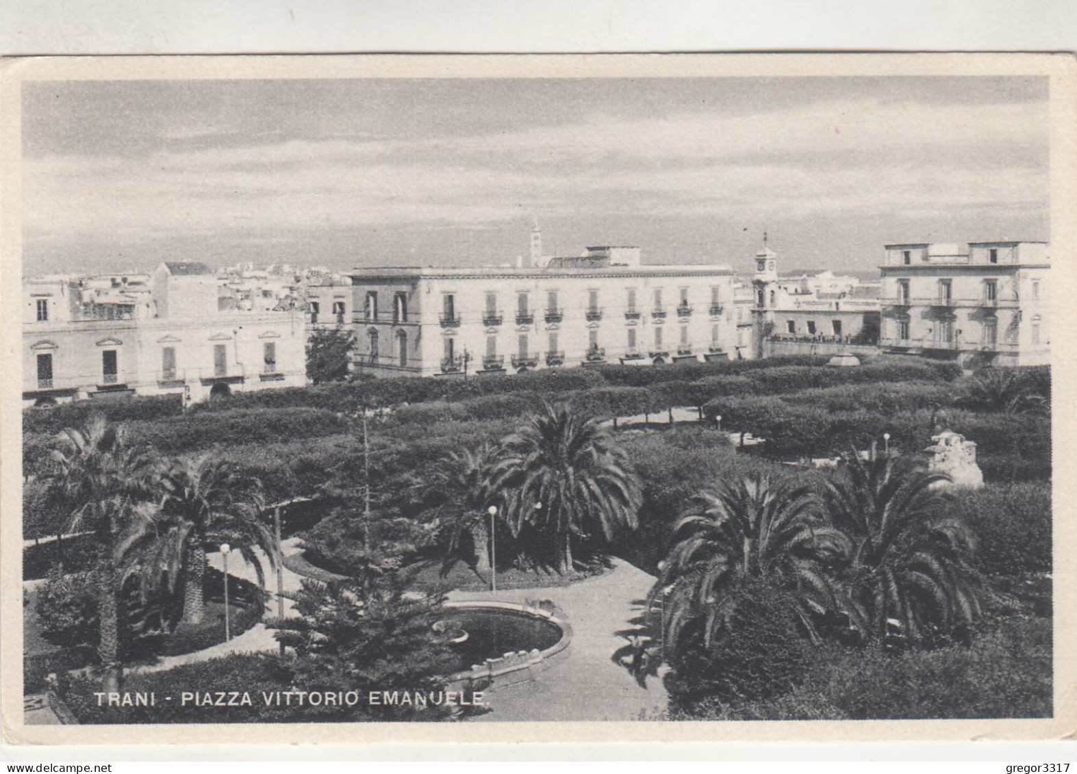 C9118) TRANI - Piazza VITTORIO EMANUELE - Very Old ! - Trani