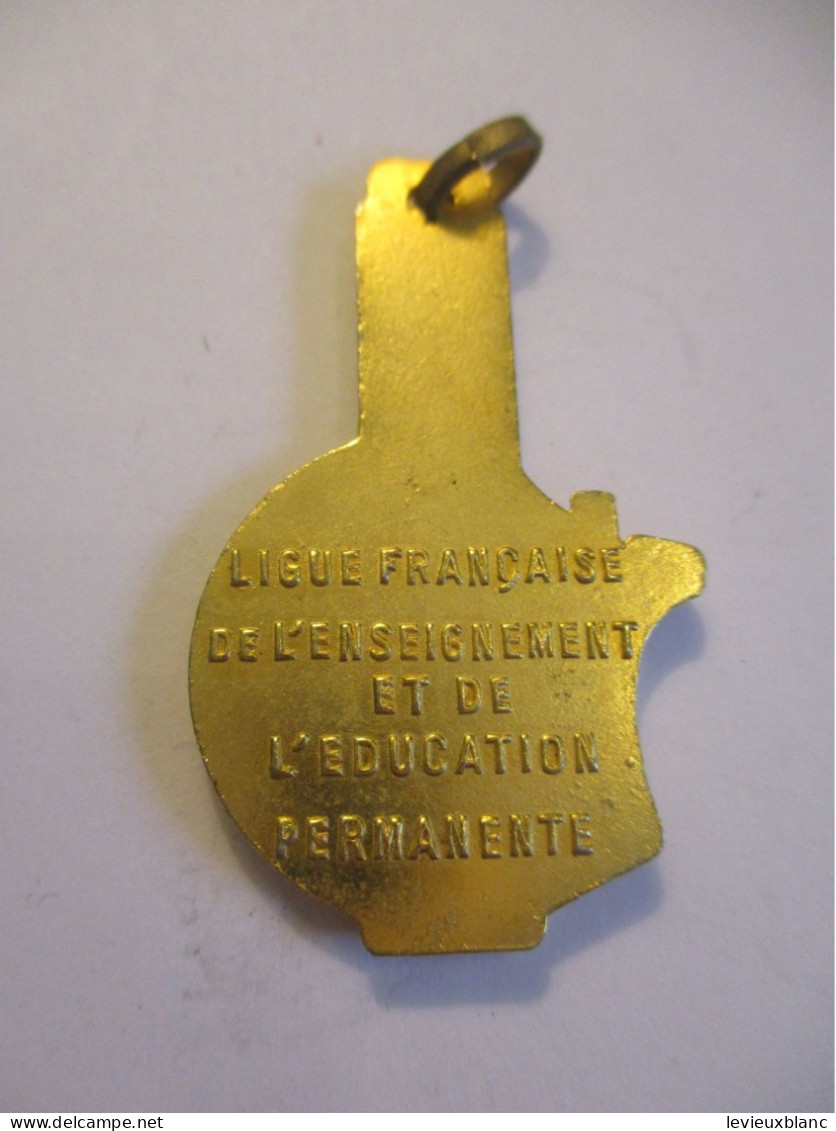 Médaille De Sport/Athlétisme/UFOLEP/Ligue Française Enseignement Et Education Permanente/Vers 1950-1980        SPO422 - Atletica