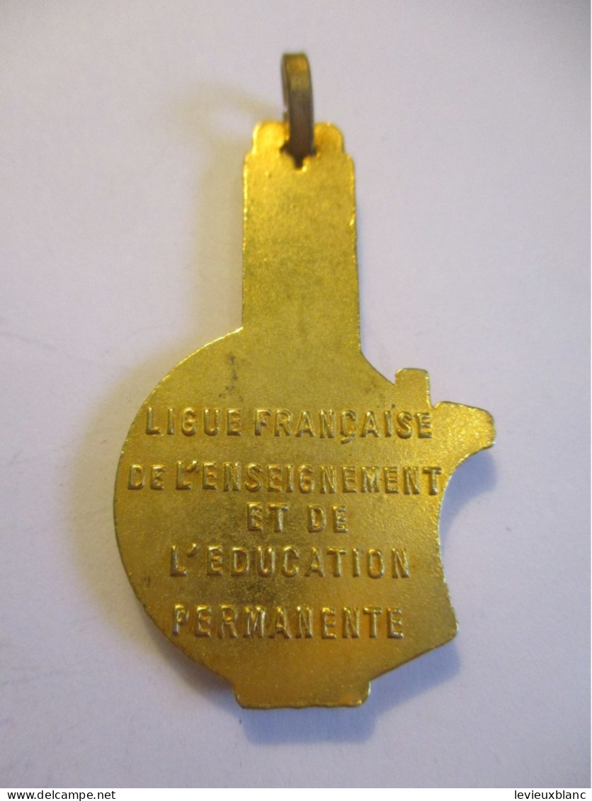 Médaille De Sport/Athlétisme/UFOLEP/Ligue Française Enseignement Et Education Permanente/Vers 1950-1980        SPO426 - Athlétisme