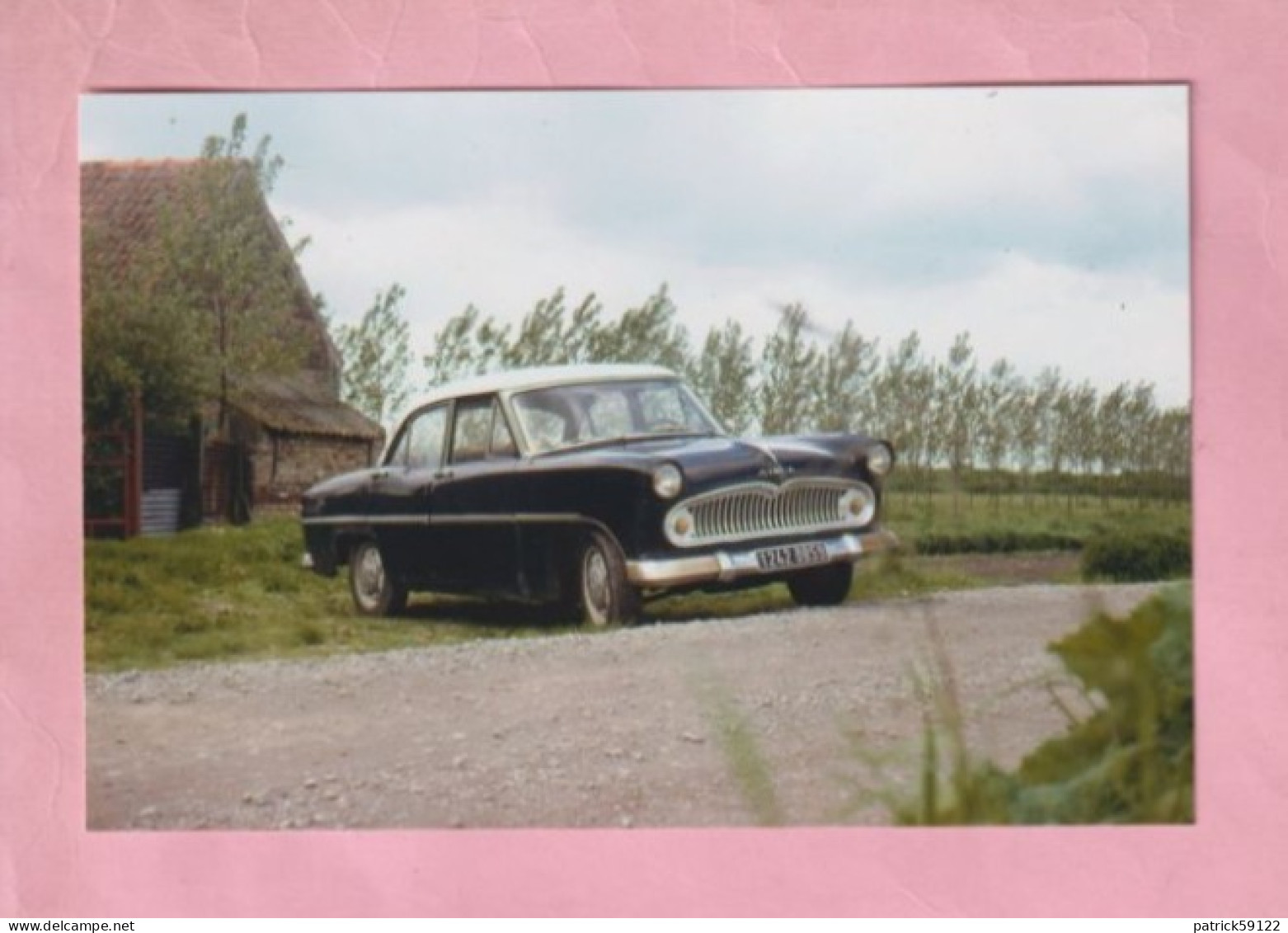 PHOTOGRAPHIE - COUDEKERQUE VILLAGE Entre BERGUES / DUNKERQUE - SIMCA ARIANE  ( 1 ) - Automobile