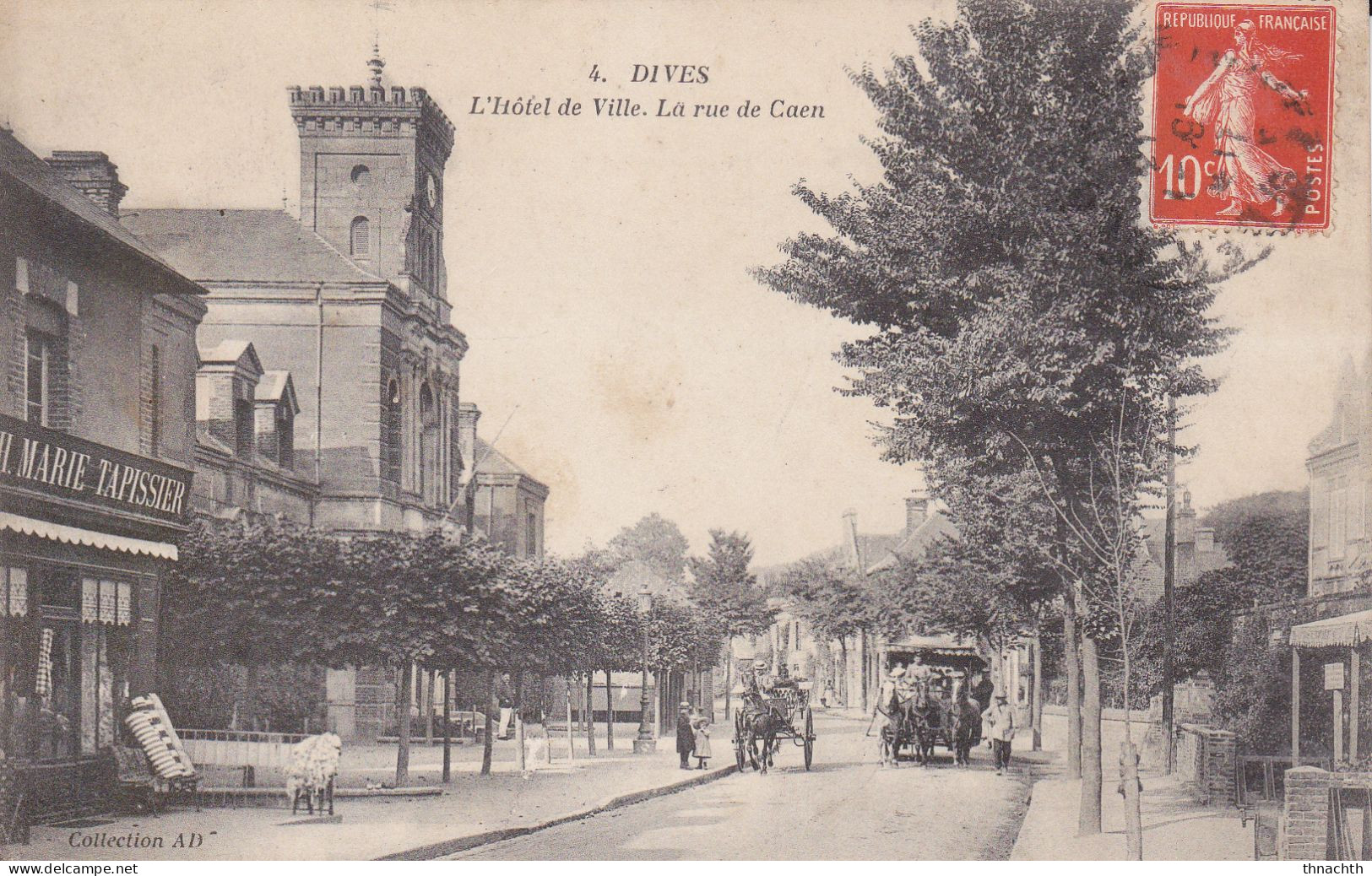 1913 Dives Sur Mer L Hotel De Ville La Rue De Caen Animée - Dives
