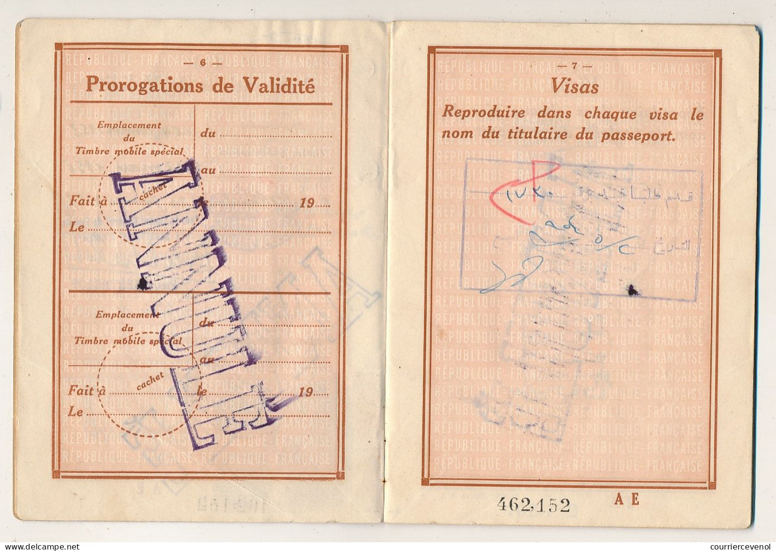 FRANCE - Passeport délivré par le Consulat d'ALEXANDRIE (Egypte) - 1952/1956 - Fiscaux type Daussy / Affaires étrangères