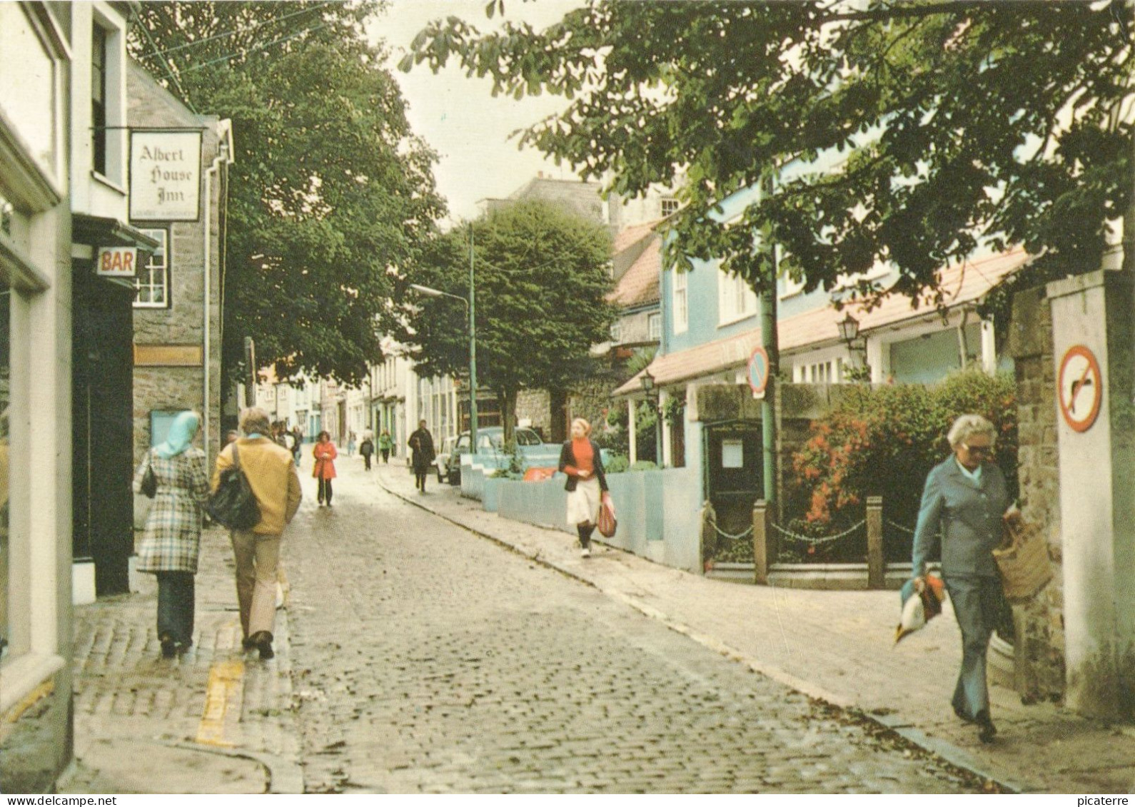 ALDERNEY- Victoria Street- Double Ring Alderney Postmark 1980- Hotel Chez Andre On R.h.side- Ile Aurigny - Alderney