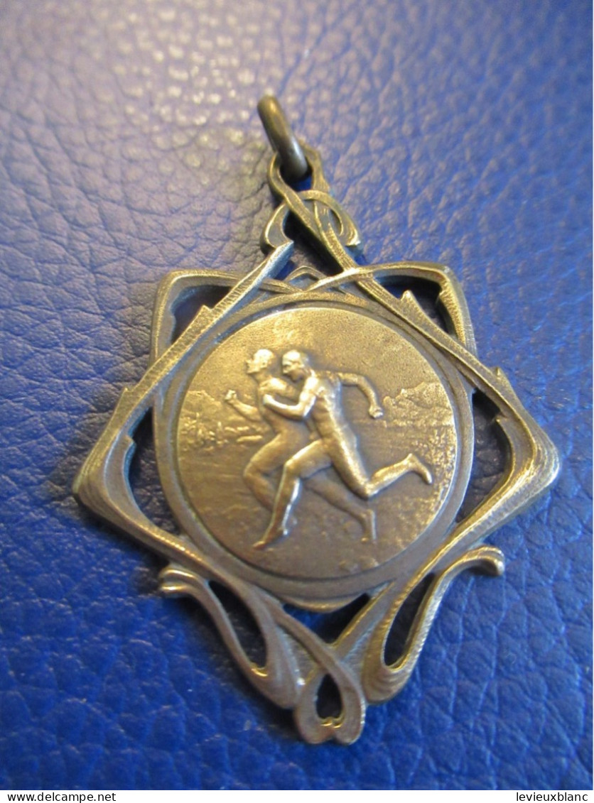 Médaille De Sport /Course à Pied / SPRINT /  Bronze Avec Décor Style Art'Déco  //Vers 1930-1950       SPO444 - Atletismo