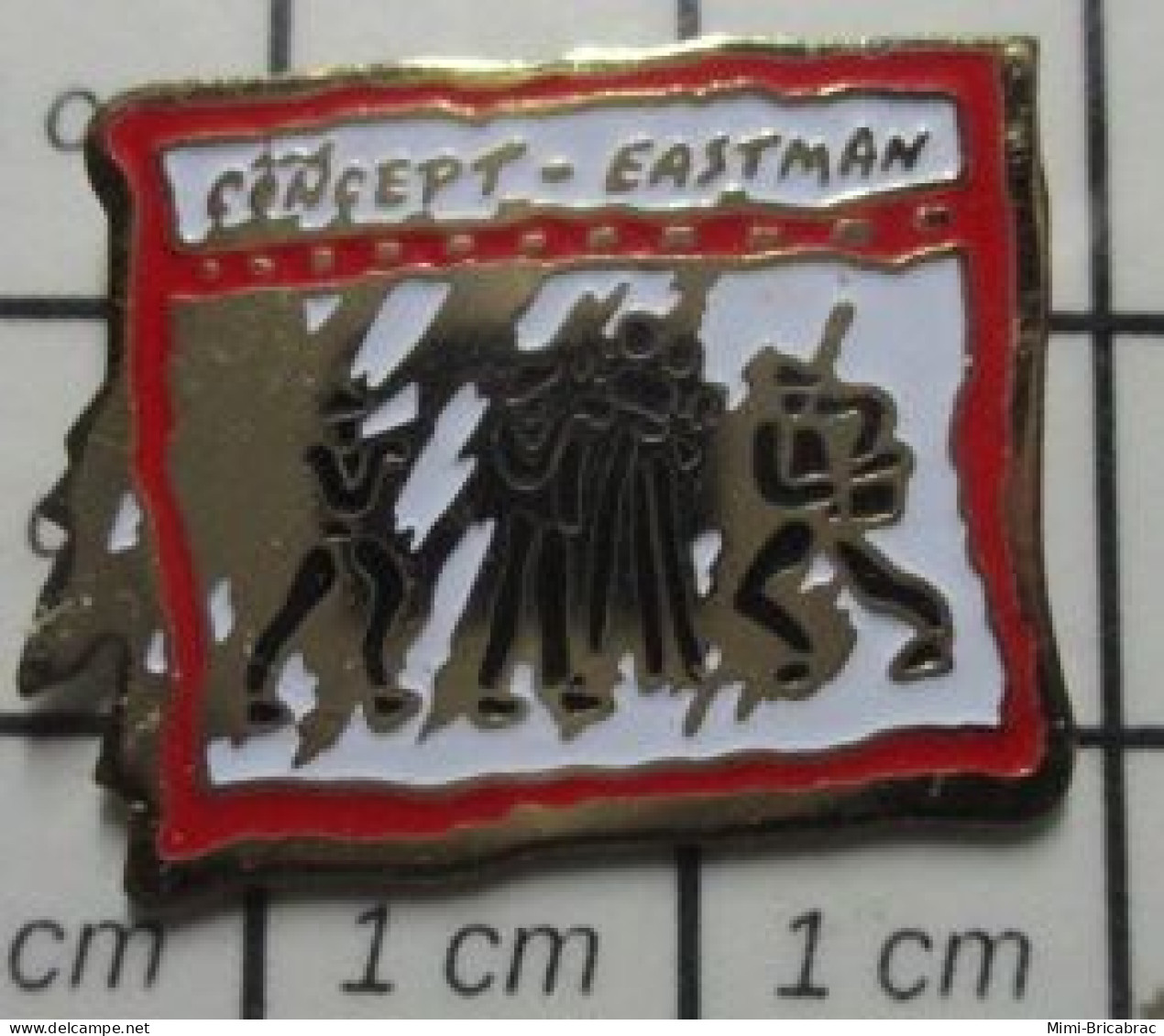 1221 Pin's Pins / Beau Et Rare / PHOTOGRAPHIE / CONCEPT EASTMAN PLANCHE CONTACT - Photographie