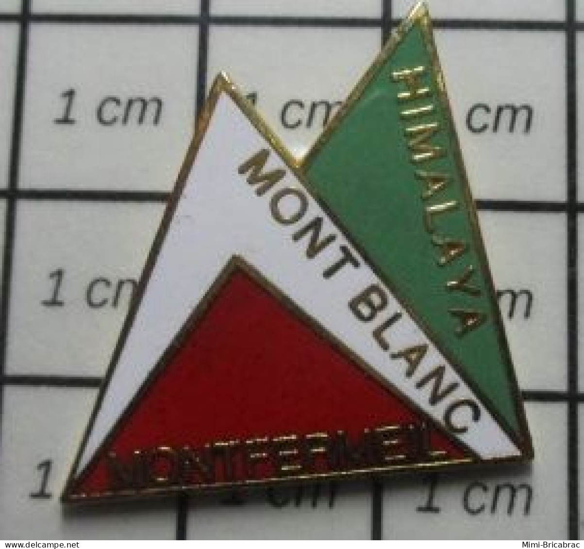 311a  Pin's Pins / Beau Et Rare / SPORTS / ALPINISME MONTFERMEIL MONT BLANC HIMALAYA - Alpinisme, Beklimming