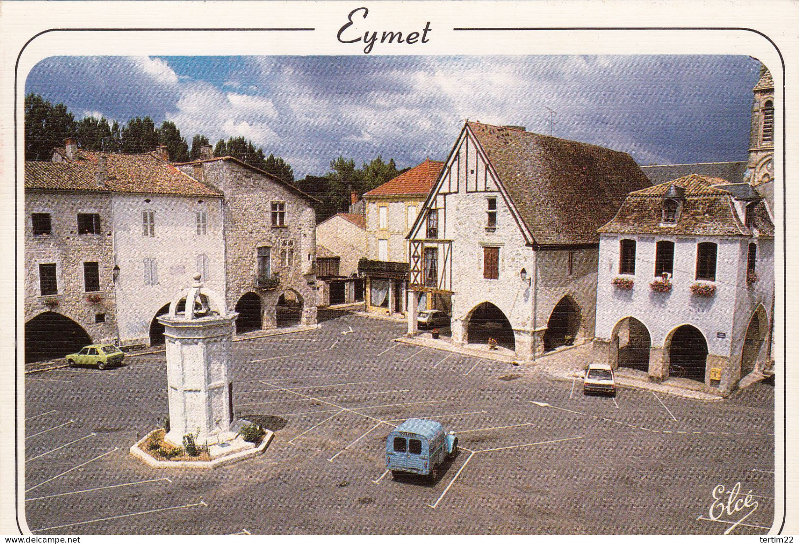 EYMET . 24 . PLACE DES ARCADES - Eymet