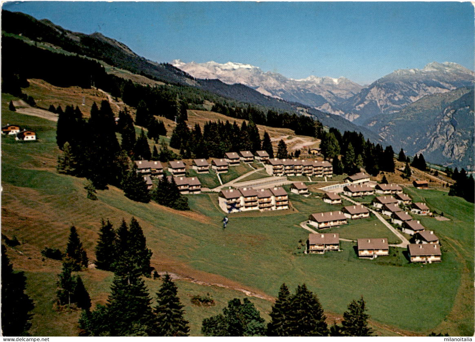 Flugaufnahme Feriensiedlung Lescha Bei Sarn Am Heinzenberg (6437) * 2. 8. 1979 - Sarn