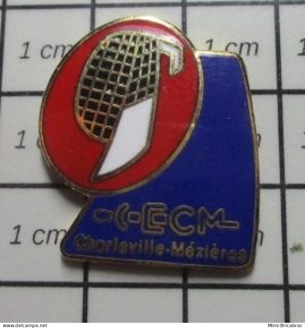 311b Pin's Pins / Beau Et Rare / SPORTS / ESCRIME CLUB MASQUE CECM CHARLEVILLE MEZIERES - Fencing