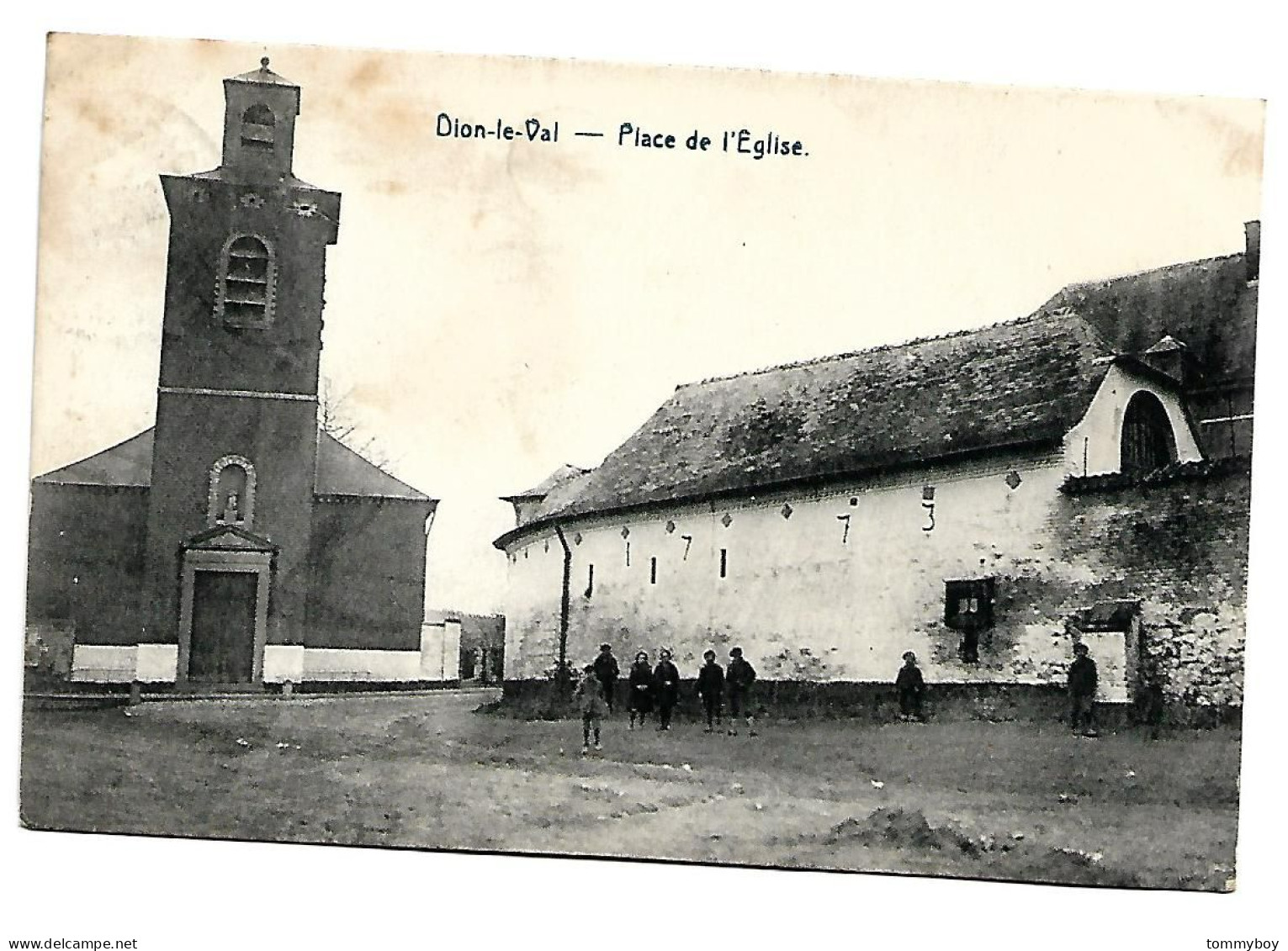 CPA  Dion-le-Val  - Place De L'Eglise - Chaumont-Gistoux