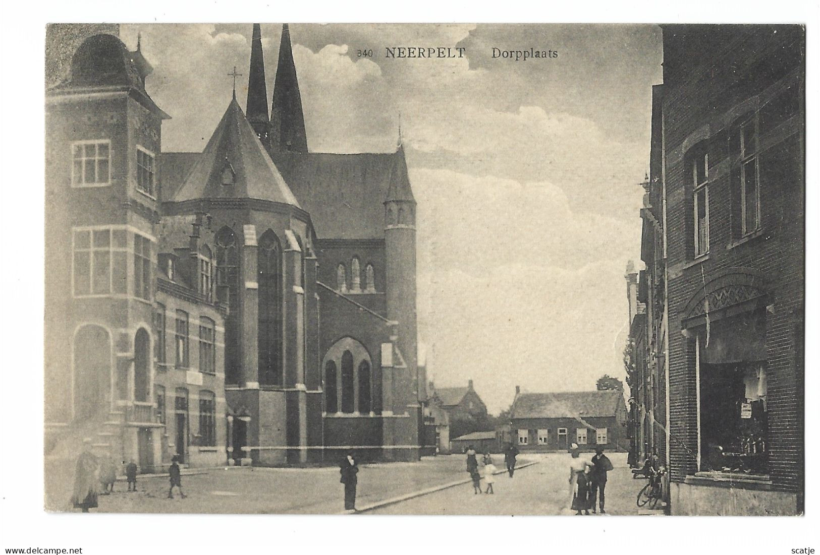 Neerpelt.   -   Dorpplaats.  -  1923   Naar   Berchem - Neerpelt