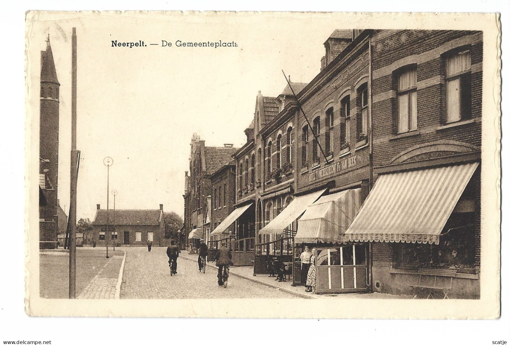 Neerpelt.   -    De Gemeenteplaats   -   1948   Naar   Bouchout - Neerpelt