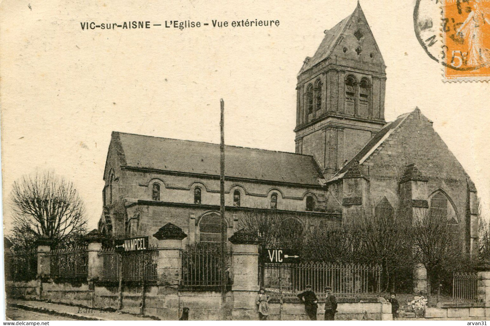 VIC Sur AISNE - L' EGLISE -  VUE EXTERIEURE En 1921 - - Vic Sur Aisne