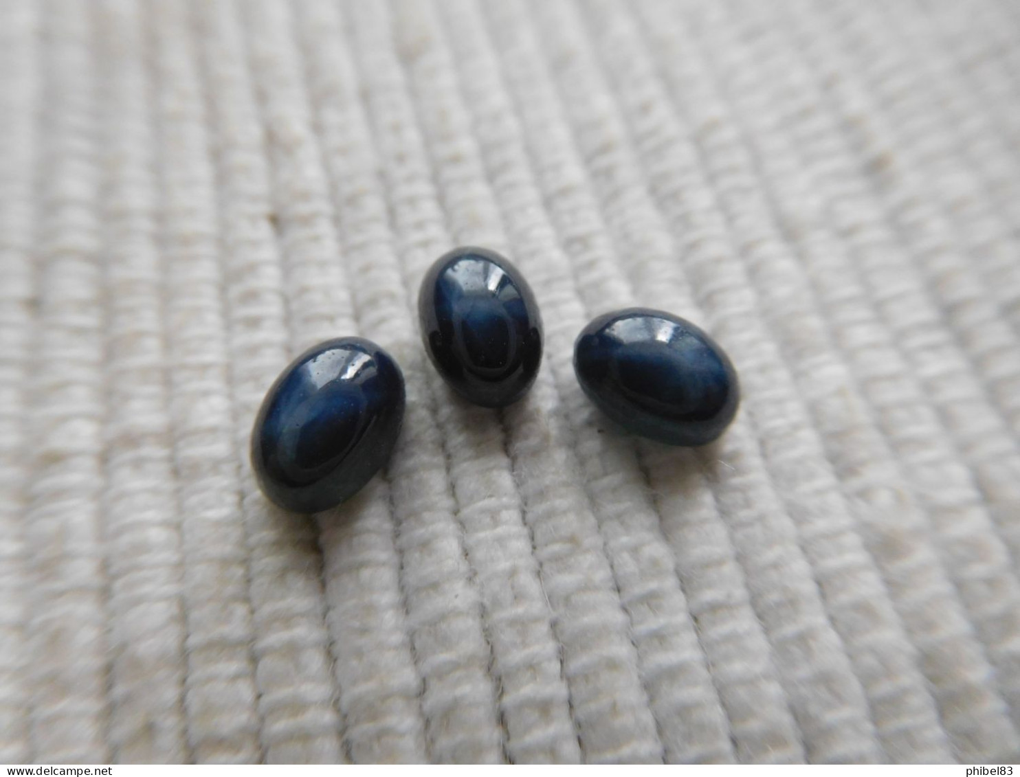 Lot De Trois Saphirs Bleu étoilé Cabochon CL27 - Saffier