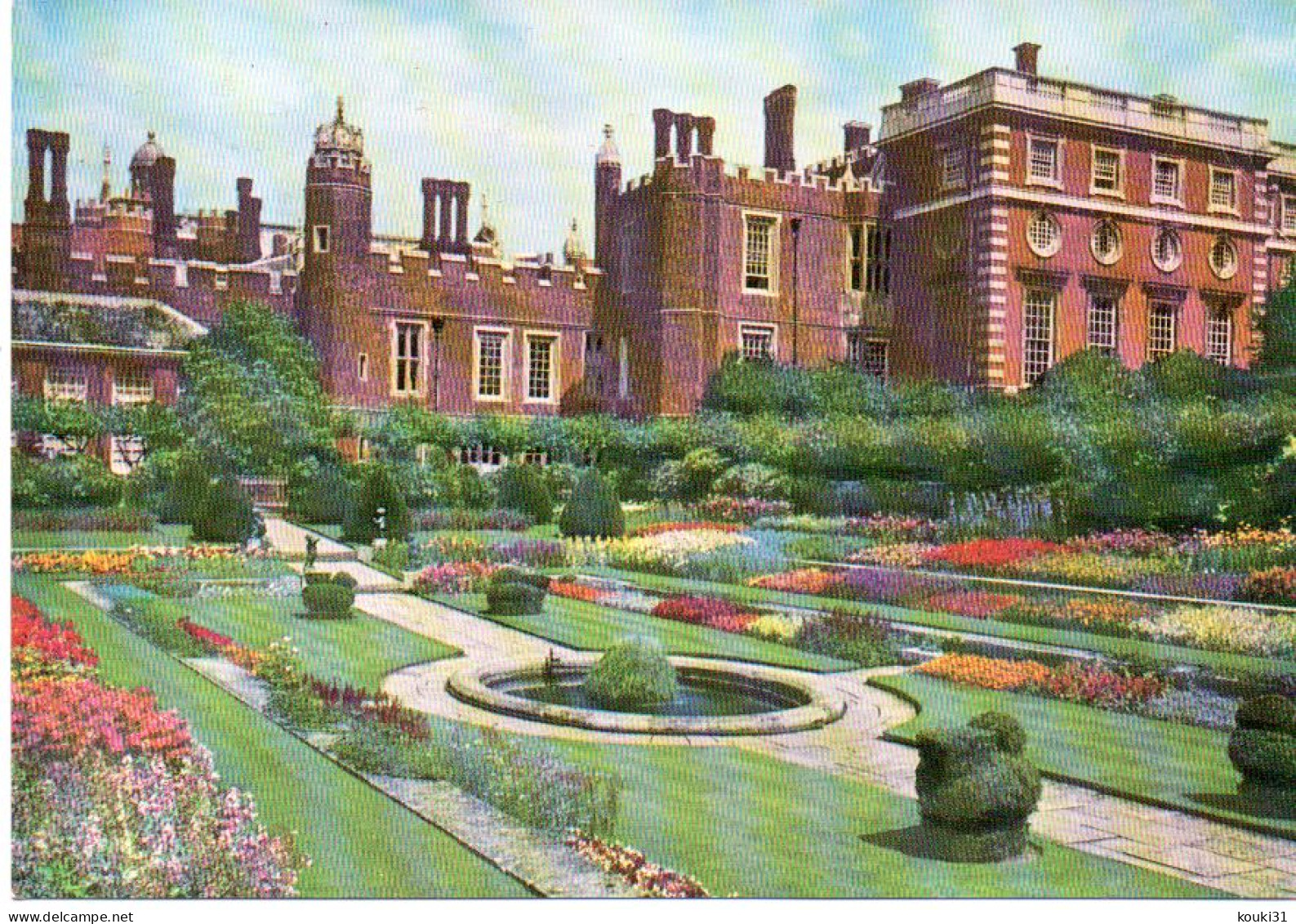 Middlesex : Hampton Court Palace , Le Jardin  - Middlesex