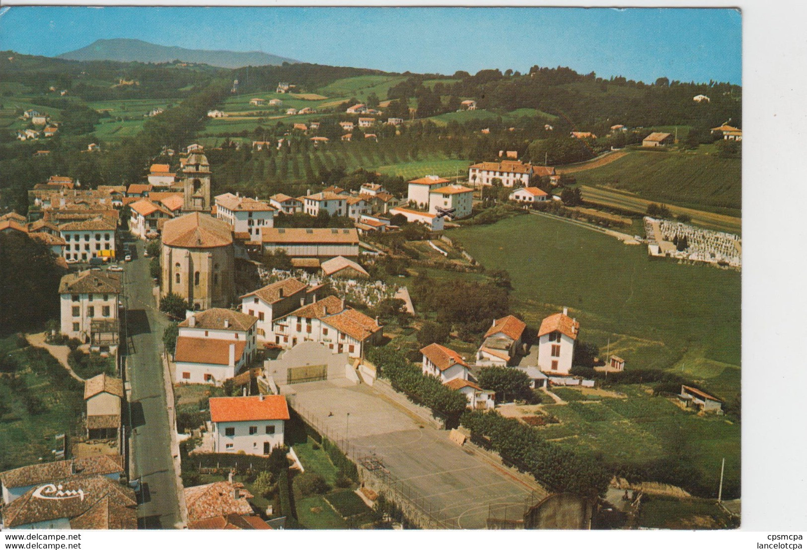 64 - URRUGNE / VUE GENERALE AERIENNE - Urrugne